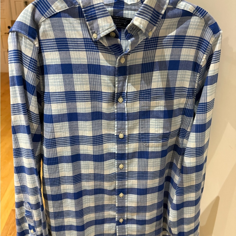 Vineyard Vines Men's Blue and White Checkered Shirt NWT
